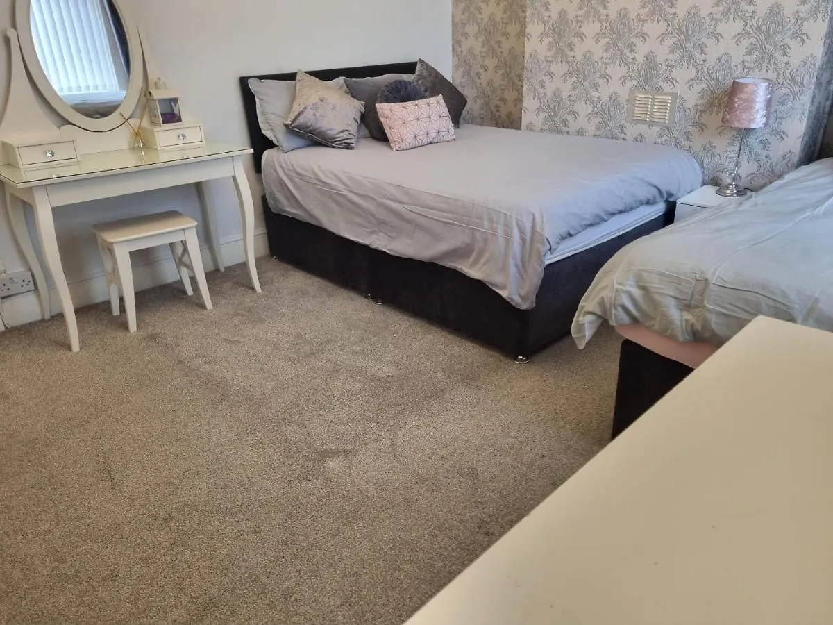 Homestay Private Luxury Double Room In Cardiff