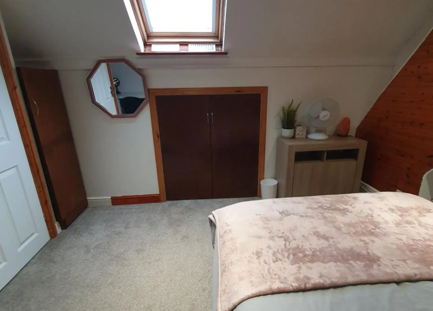 Private Luxury Double Room In Cardiff United Kingdom